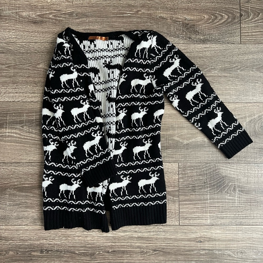 Reindeer cardigan, size M